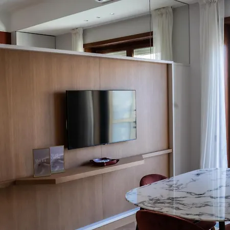 Butterfly Panoramic ナポリ